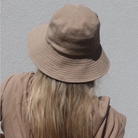 Araminta James Bucket Hat - Picture 2 of 2